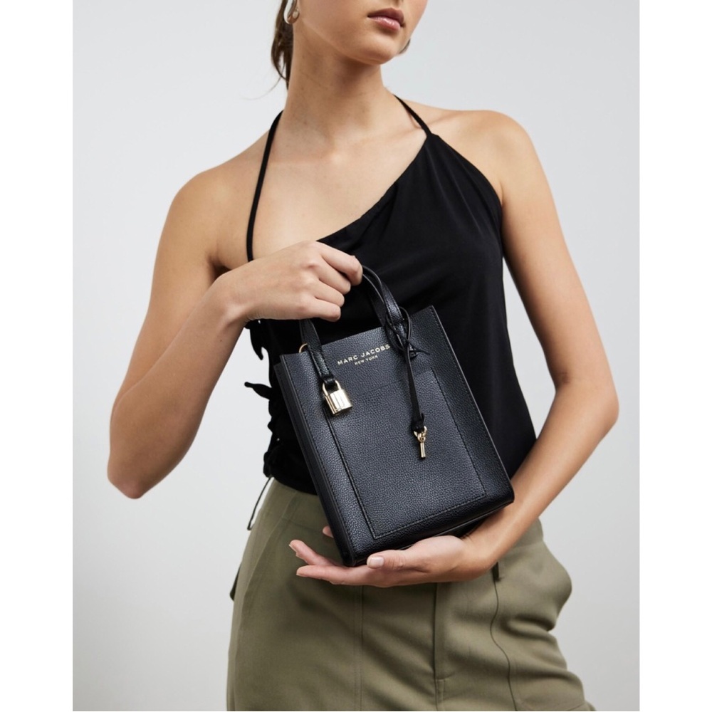 Marc Jacob black leather small tote